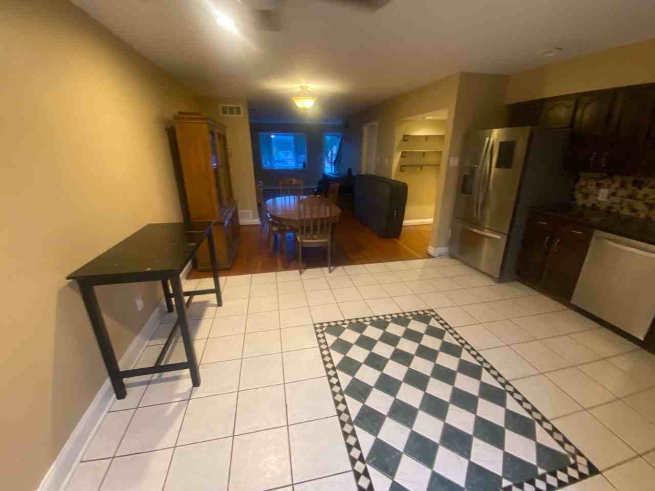 377 E Madison Ave - Photo 3 of 19