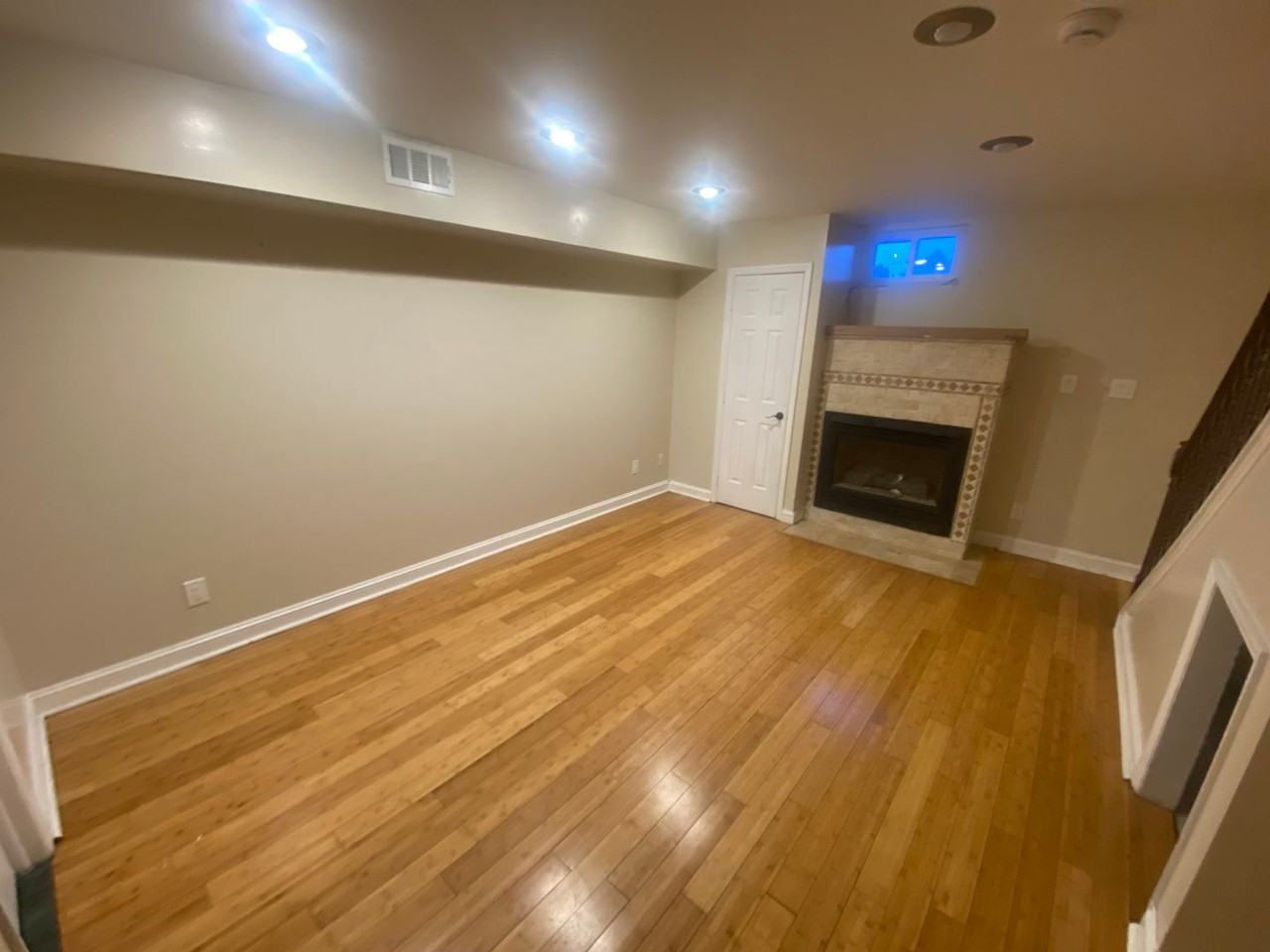 377 E Madison Ave - Photo 5 of 19