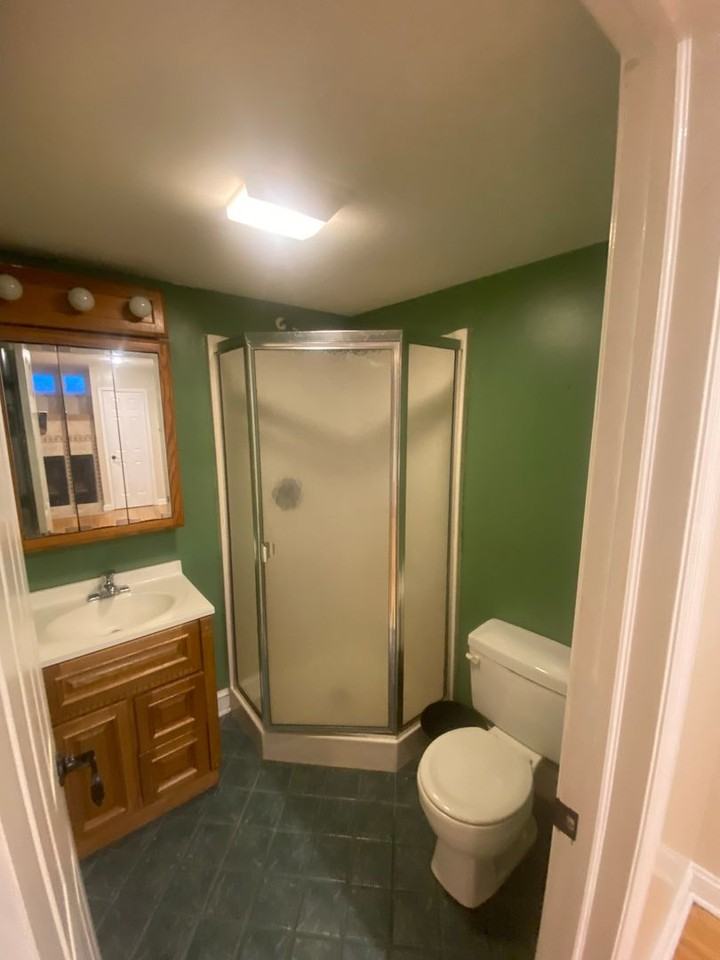377 E Madison Ave - Photo 7 of 19