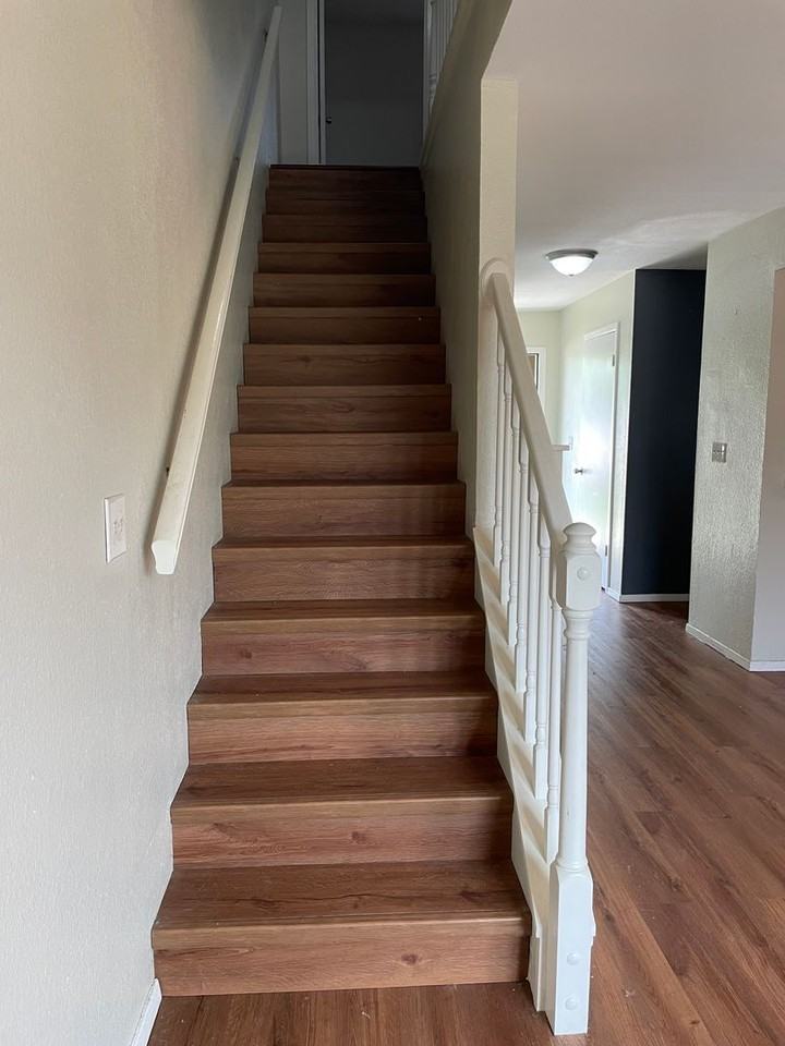 730 W Collins St - Photo 7 of 15
