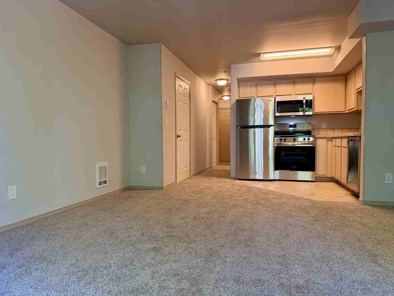 600 N 85th St #307 - Photo 5 of 16
