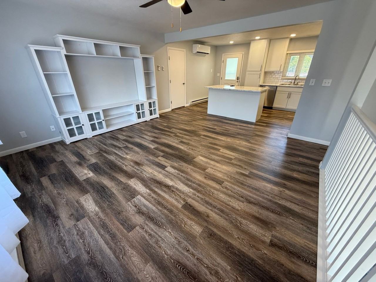 365 Bellvue Ave - Photo 4 of 50