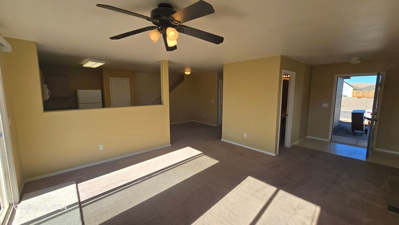 8778 8778 Sunset Breeze Drive - Lease Up - Photo 3 of 28