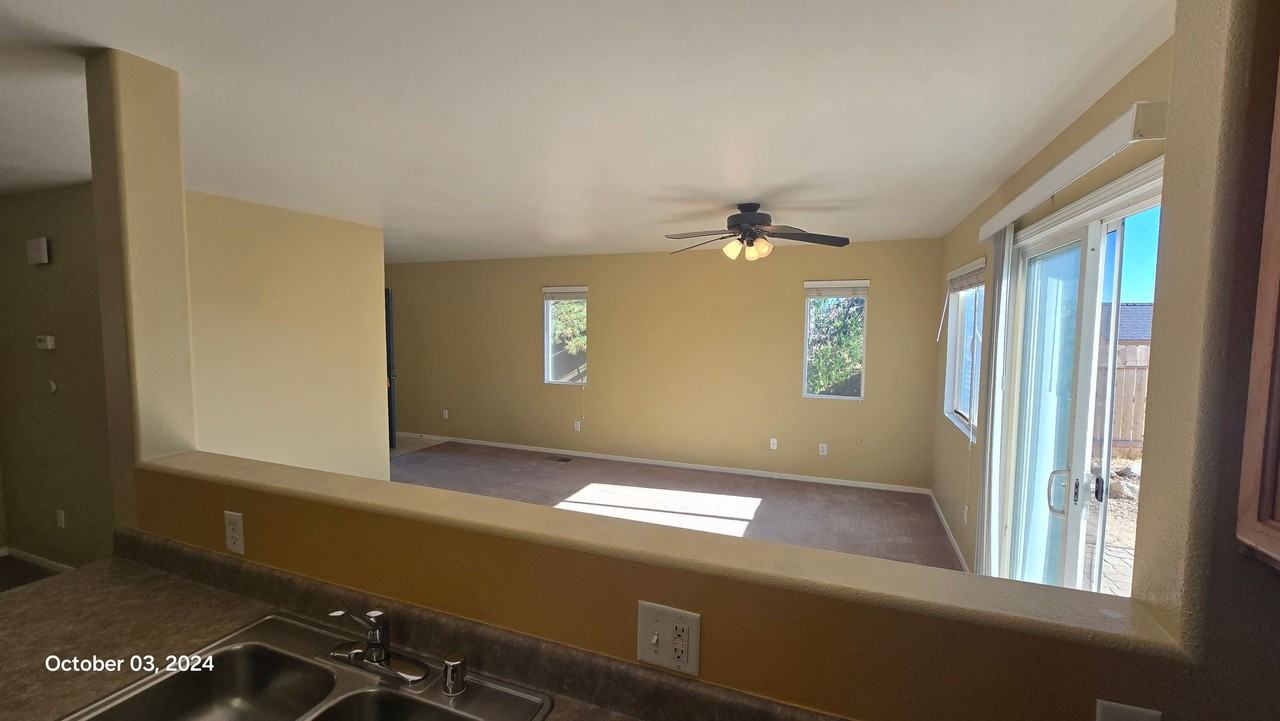 8778 8778 Sunset Breeze Drive - Lease Up - Photo 5 of 28