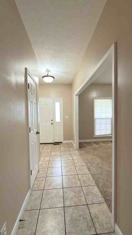 1036 Edgerton St - Photo 4 of 29