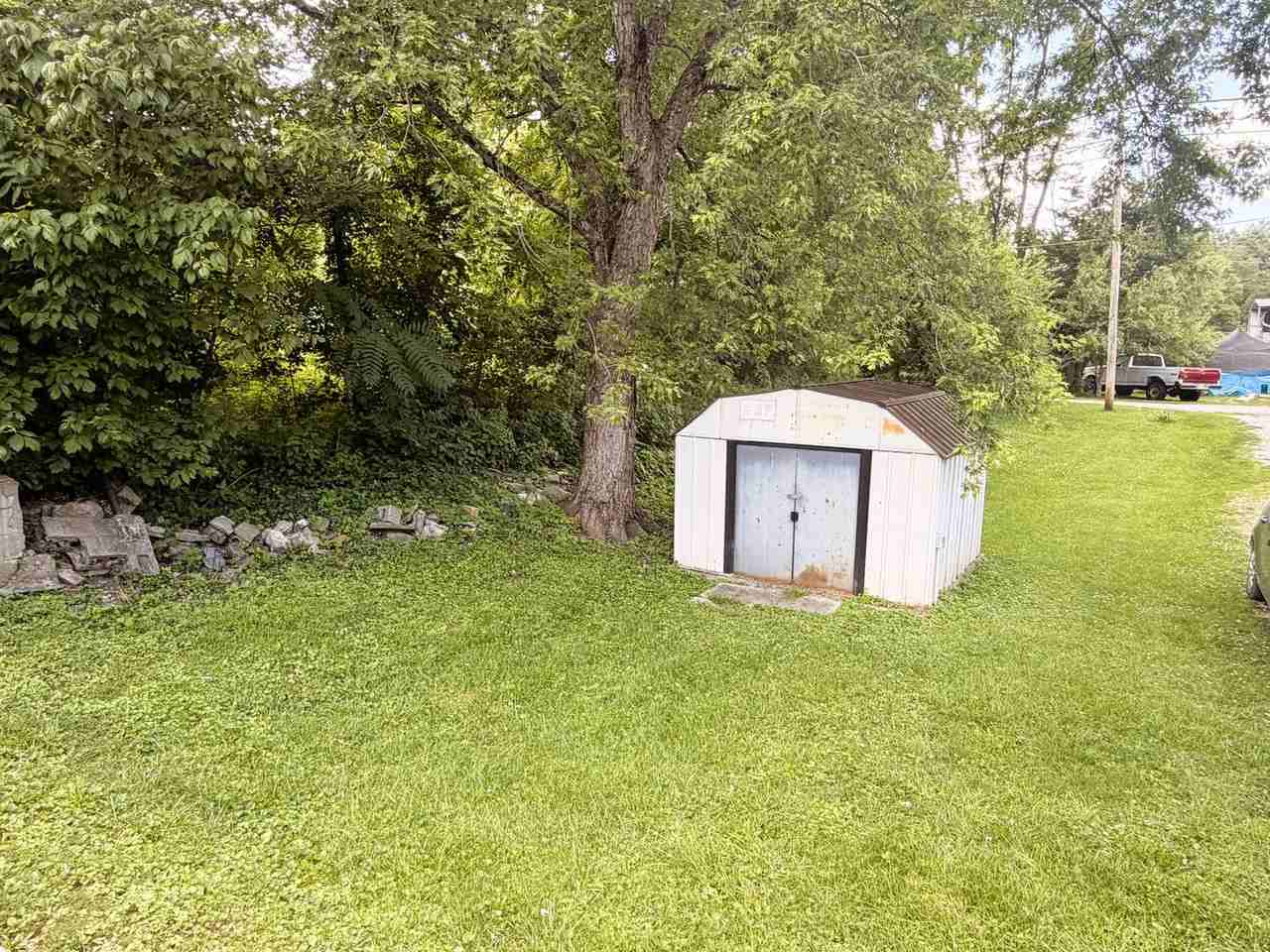 102 Church St - Photo 3 of 37