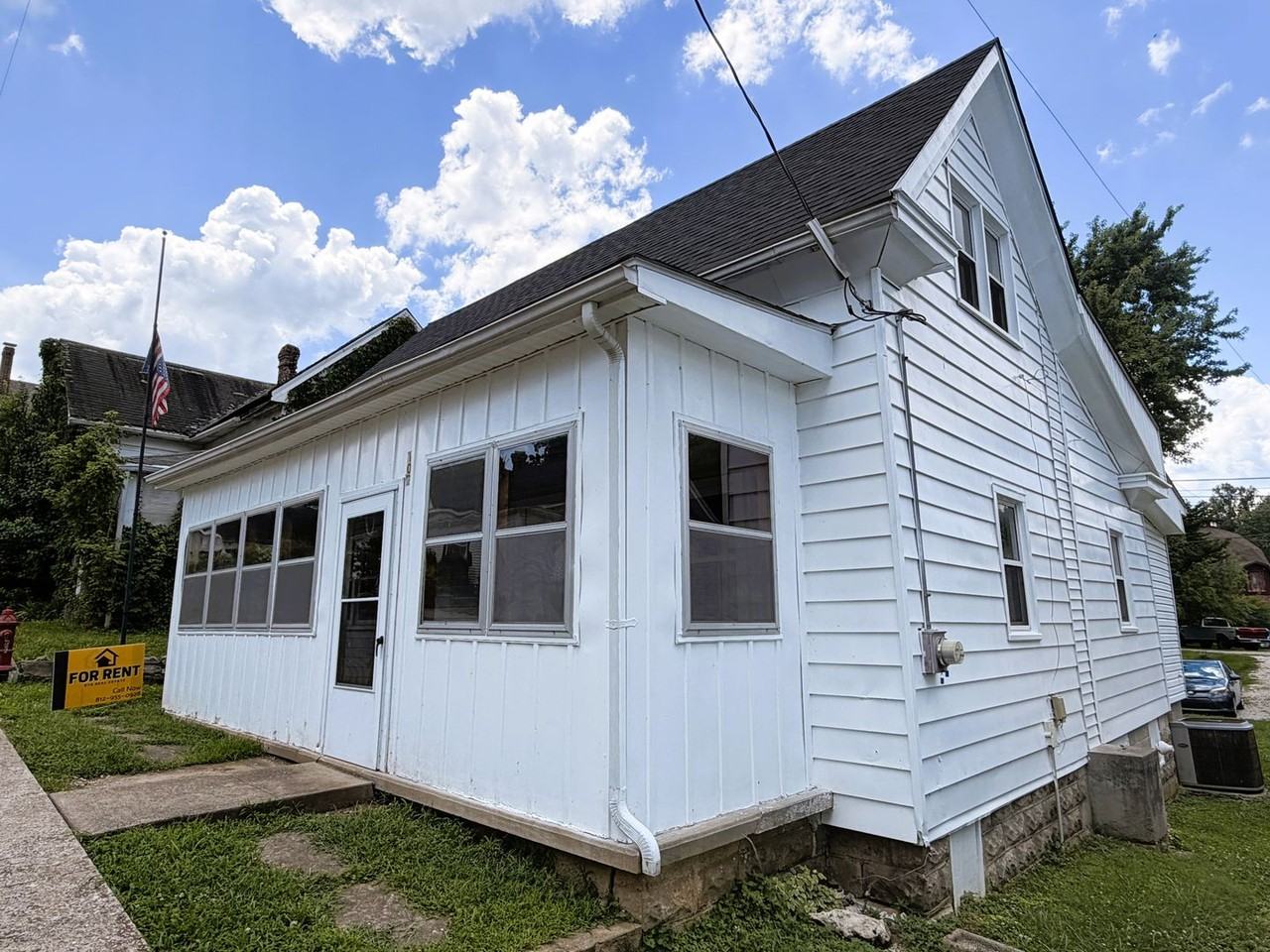 102 Church St - Photo 4 of 37