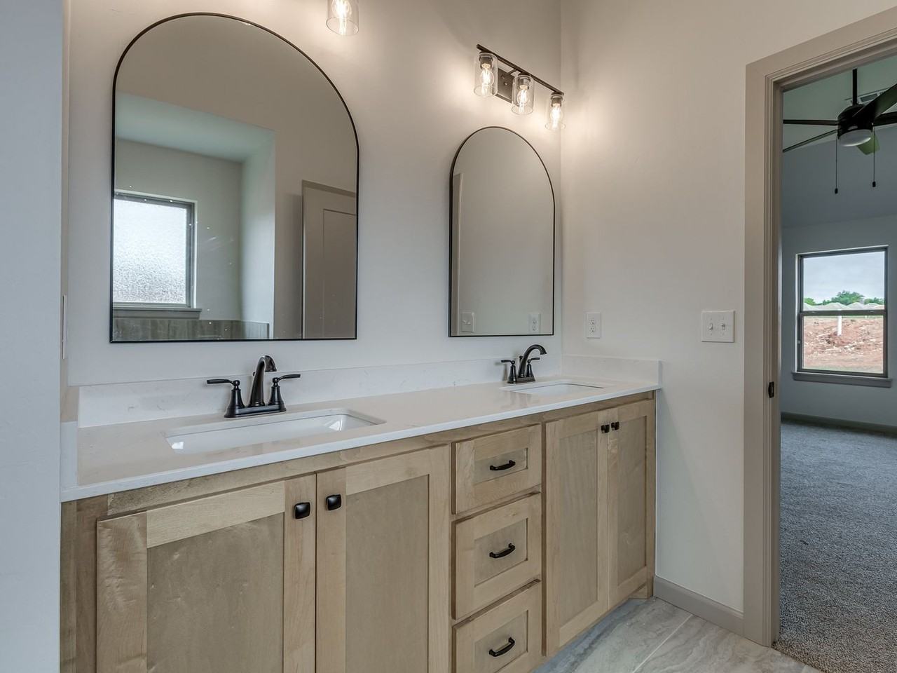 1103 1103 Wisteria Way - Photo 4 of 50