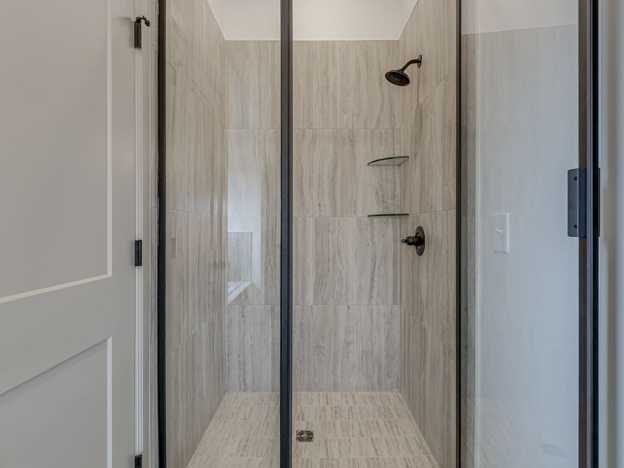 1103 1103 Wisteria Way - Photo 6 of 50