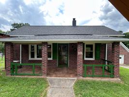 featured image of 435 Lawrence St