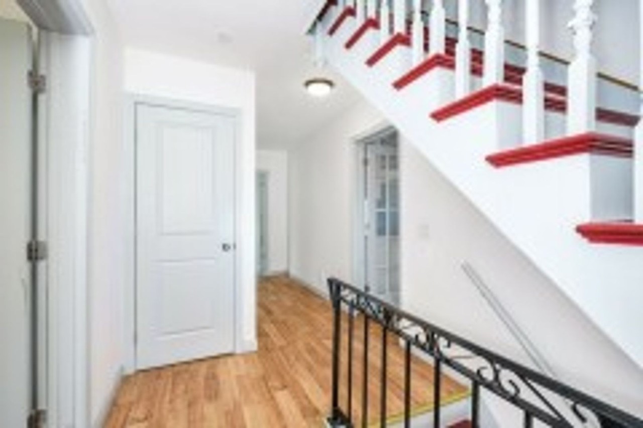 7 Dexter St - Photo 4 of 12