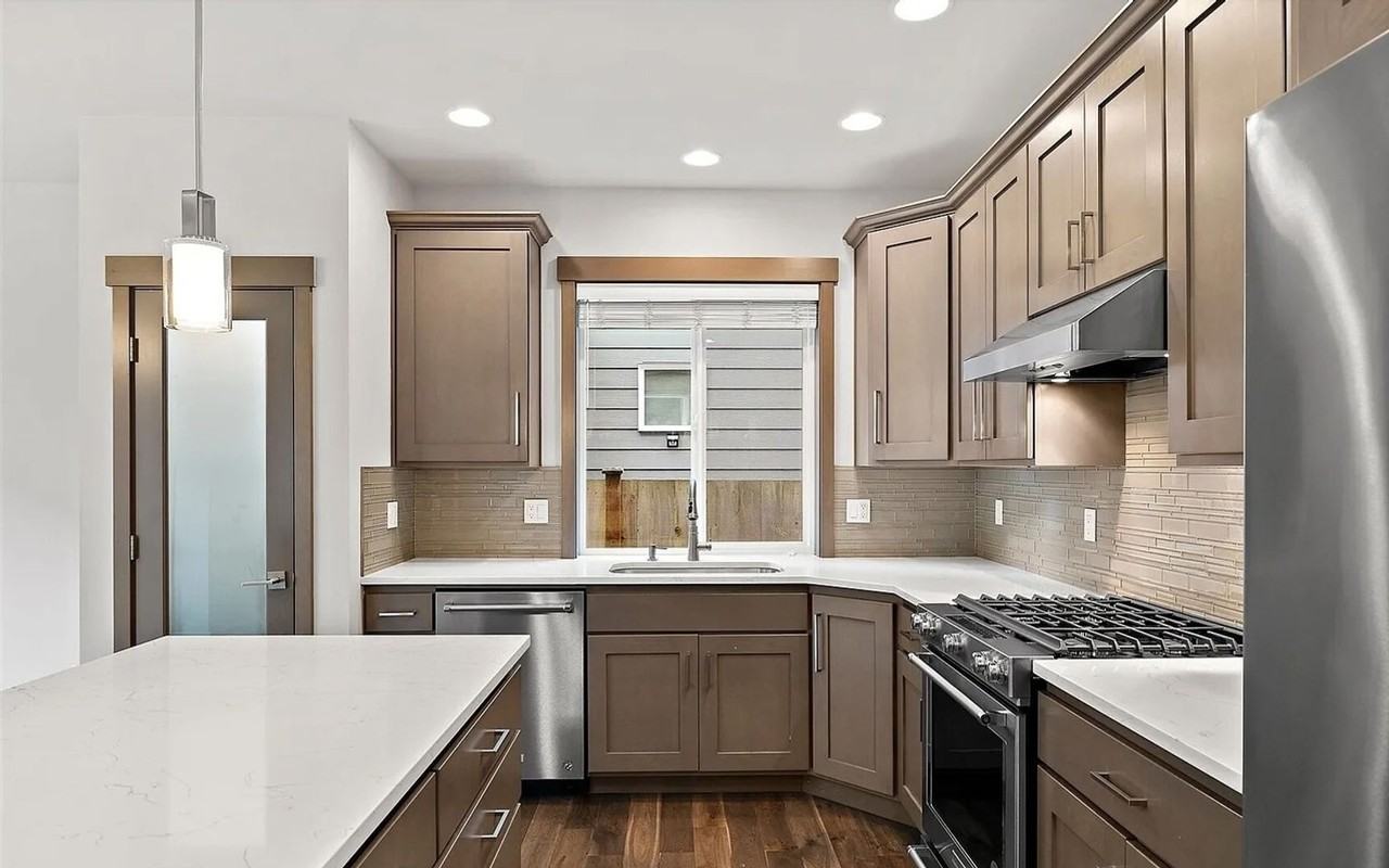 1627 151st St Sw - Photo 5 of 14