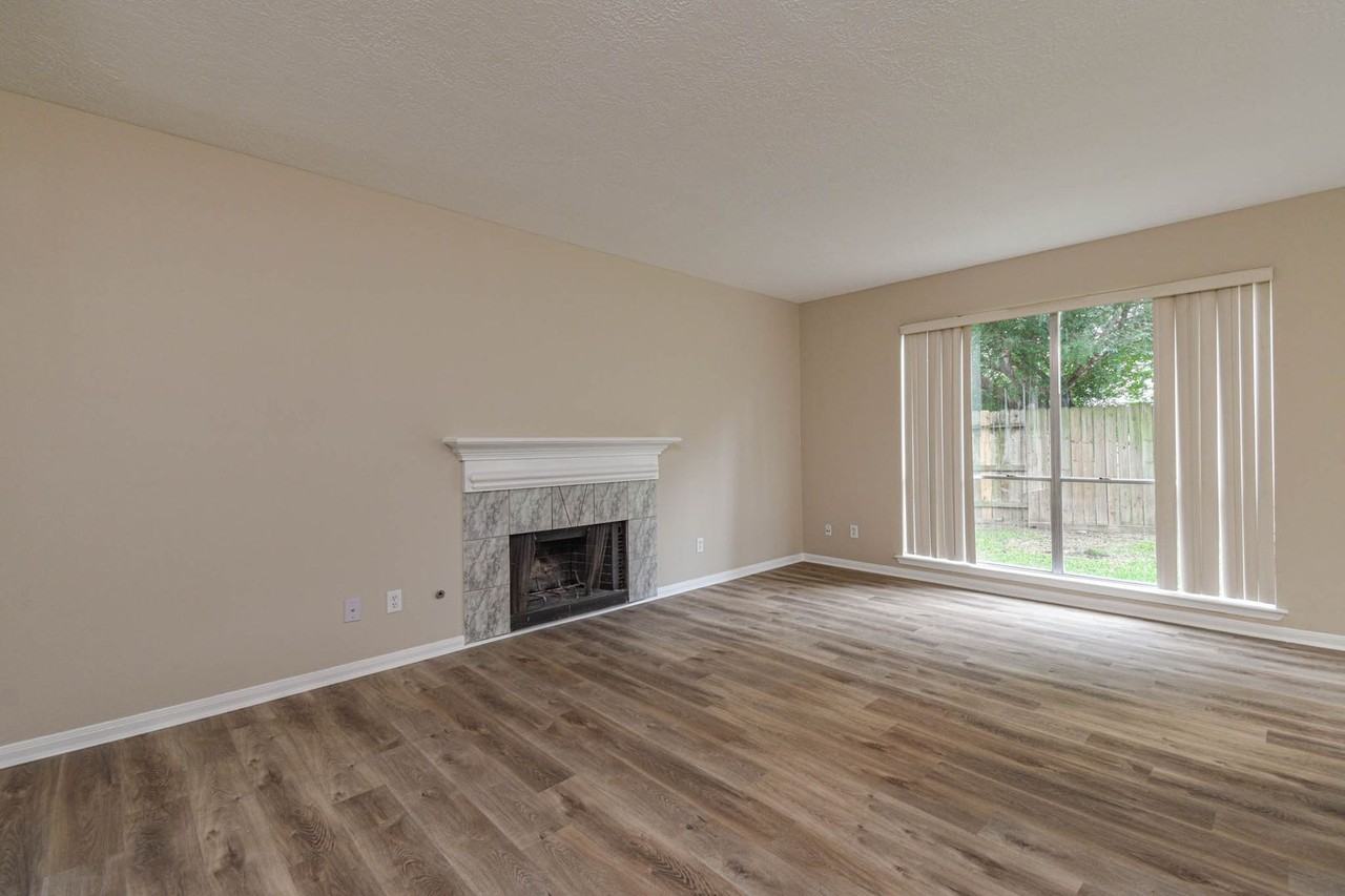 9523 Tallow Tree Dr - Photo 6 of 24
