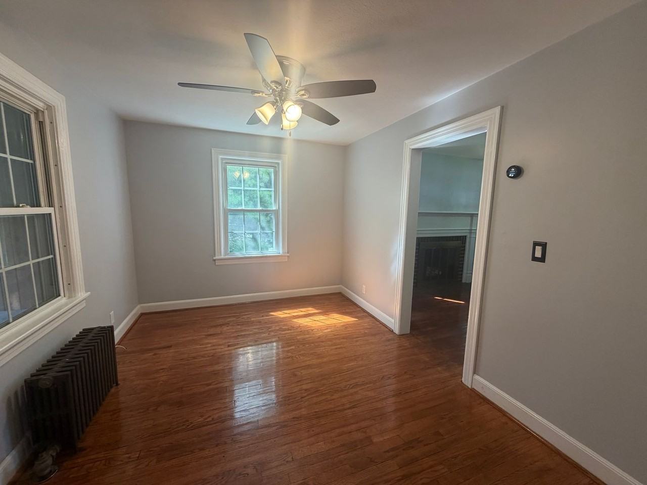 90 Allengate Ave - Photo 3 of 11