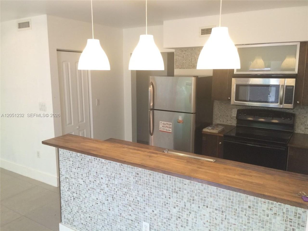 7025 7025 Rue Granville 1 1 - Photo 3 of 10