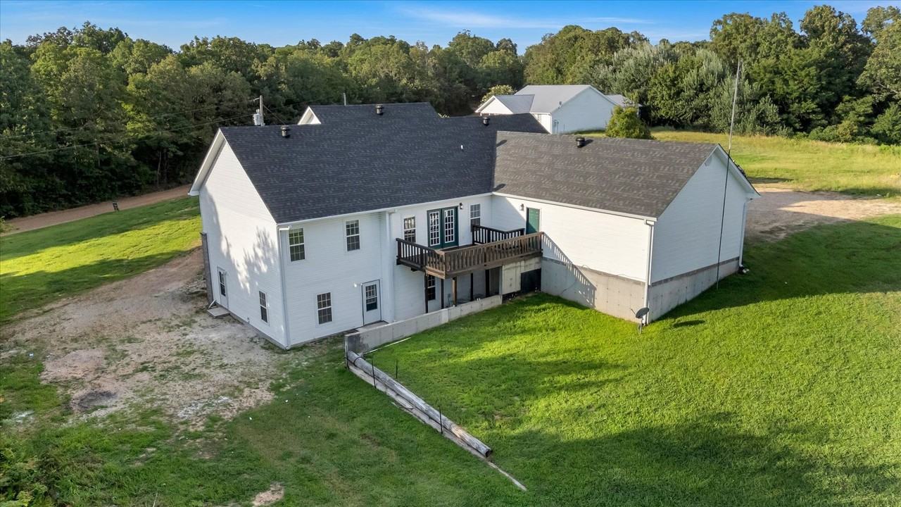 90 County Road 378 - Photo 4 of 36