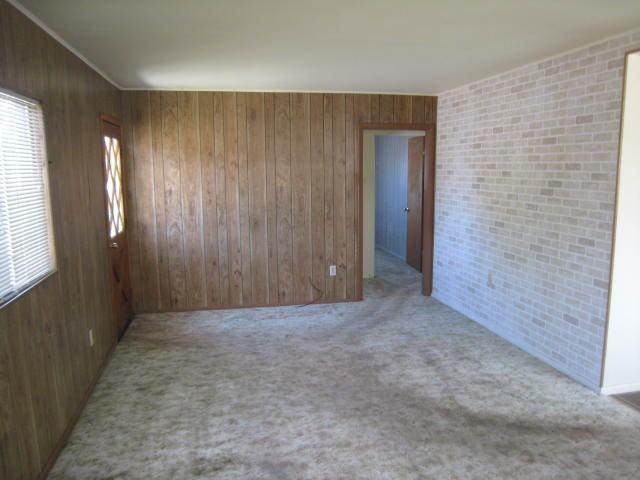 414 S 10th St - Photo 2 of 8
