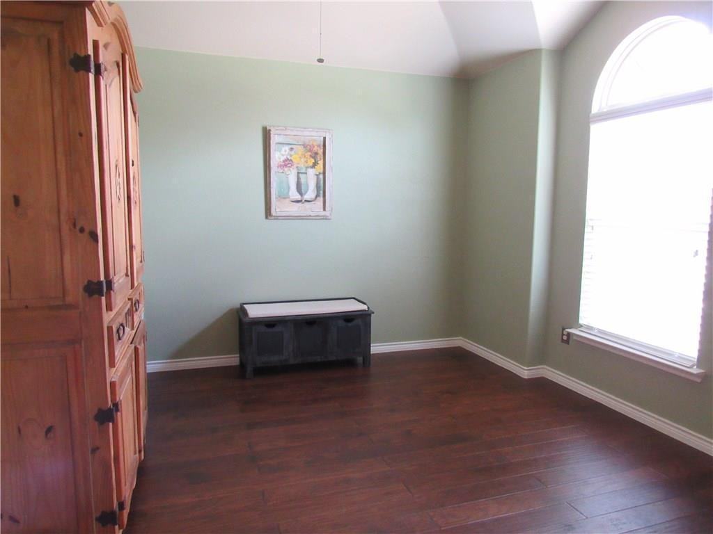 1413 Palasades Ct - Photo 6 of 26