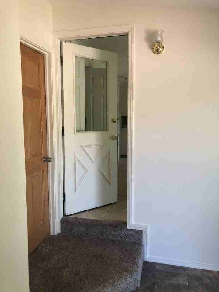 2824 Country Ln - Photo 6 of 17