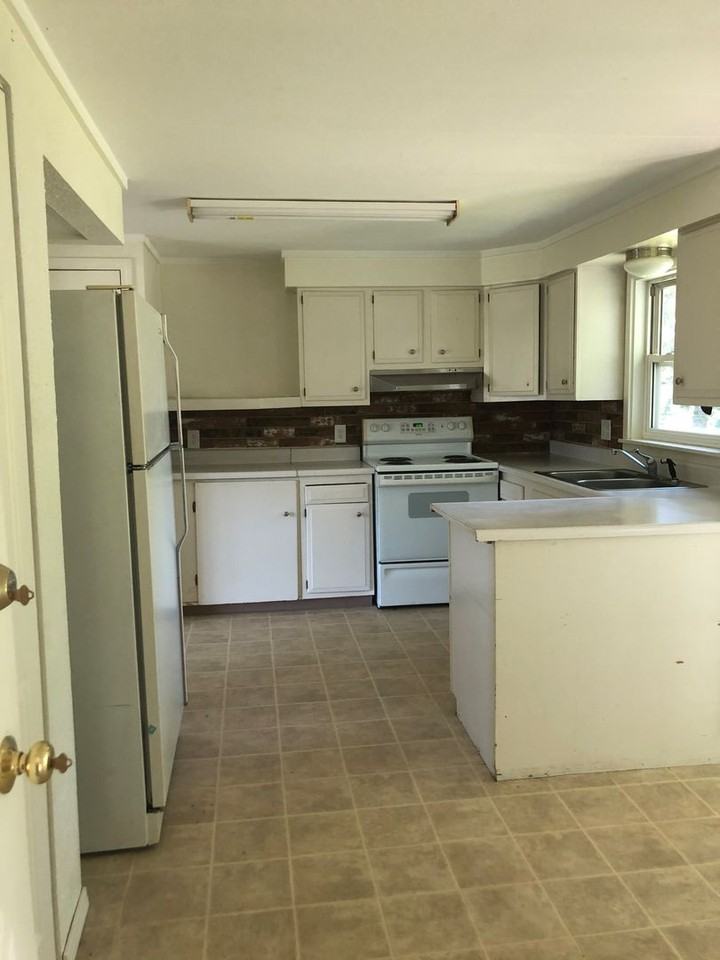 2824 Country Ln - Photo 7 of 17