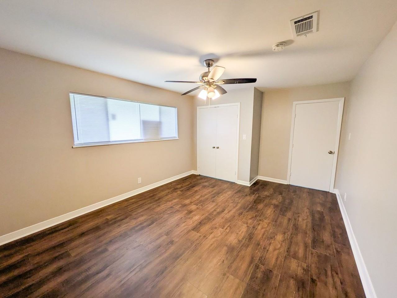2331 Coronado Pl - Photo 6 of 17
