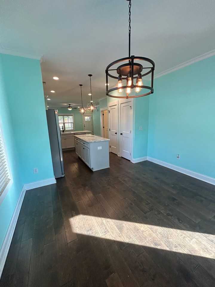 27 Burgess Ave - Photo 6 of 22