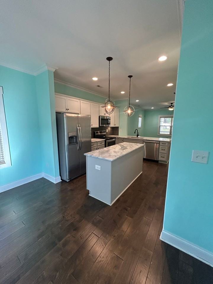 27 Burgess Ave - Photo 7 of 22