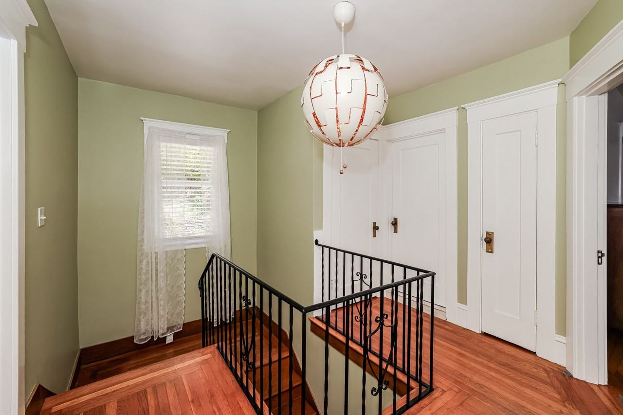 2238 Lakeshore Ave - Photo 2 of 26