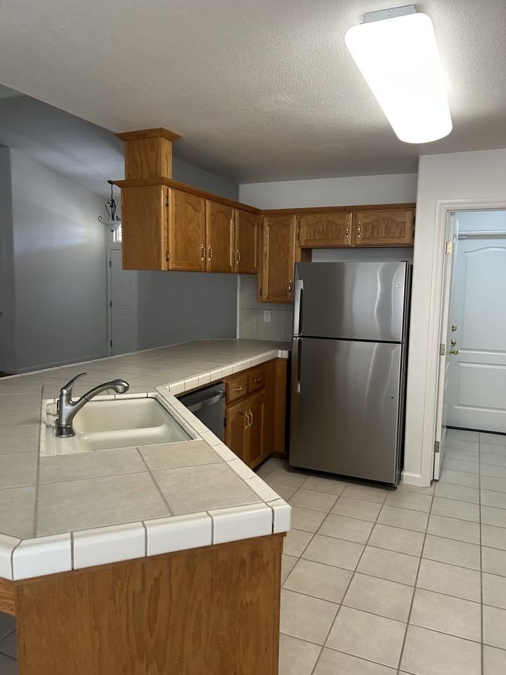 2120 Freedom St #1 - Photo 5 of 23