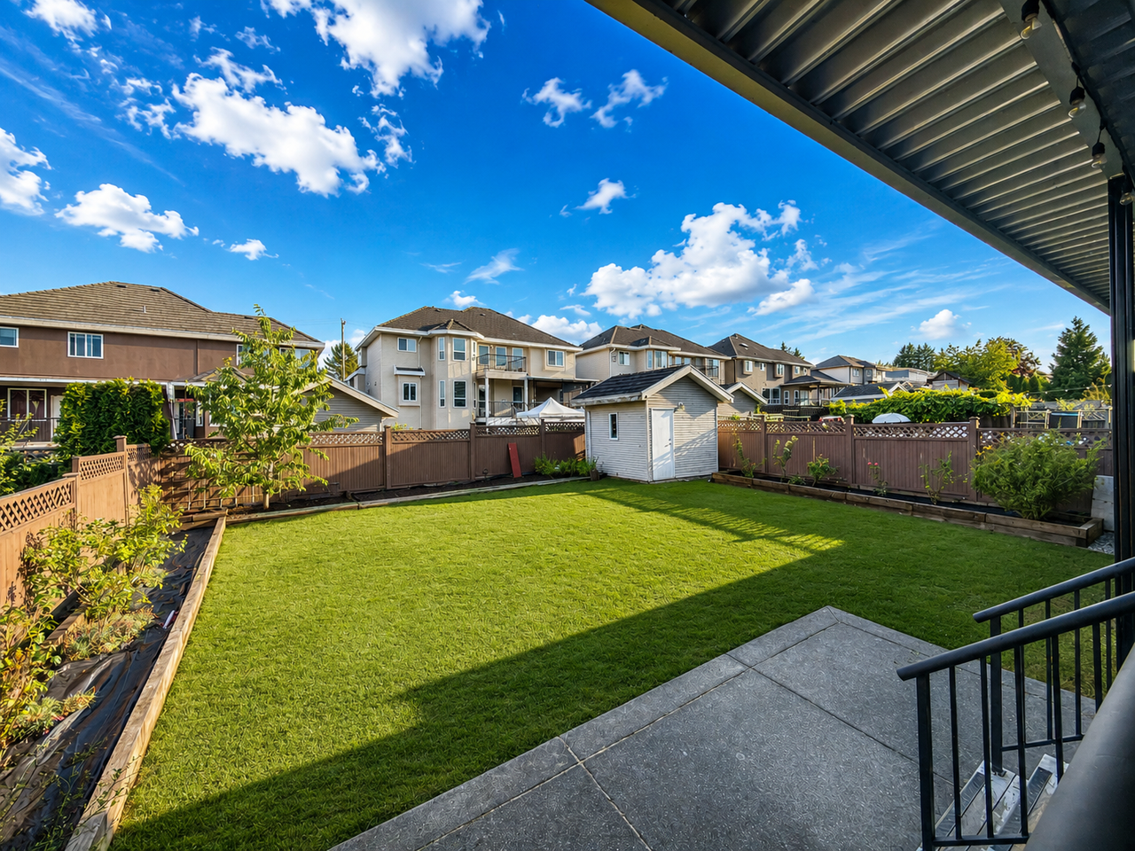 15108 76A Avenue - Photo 2 of 30