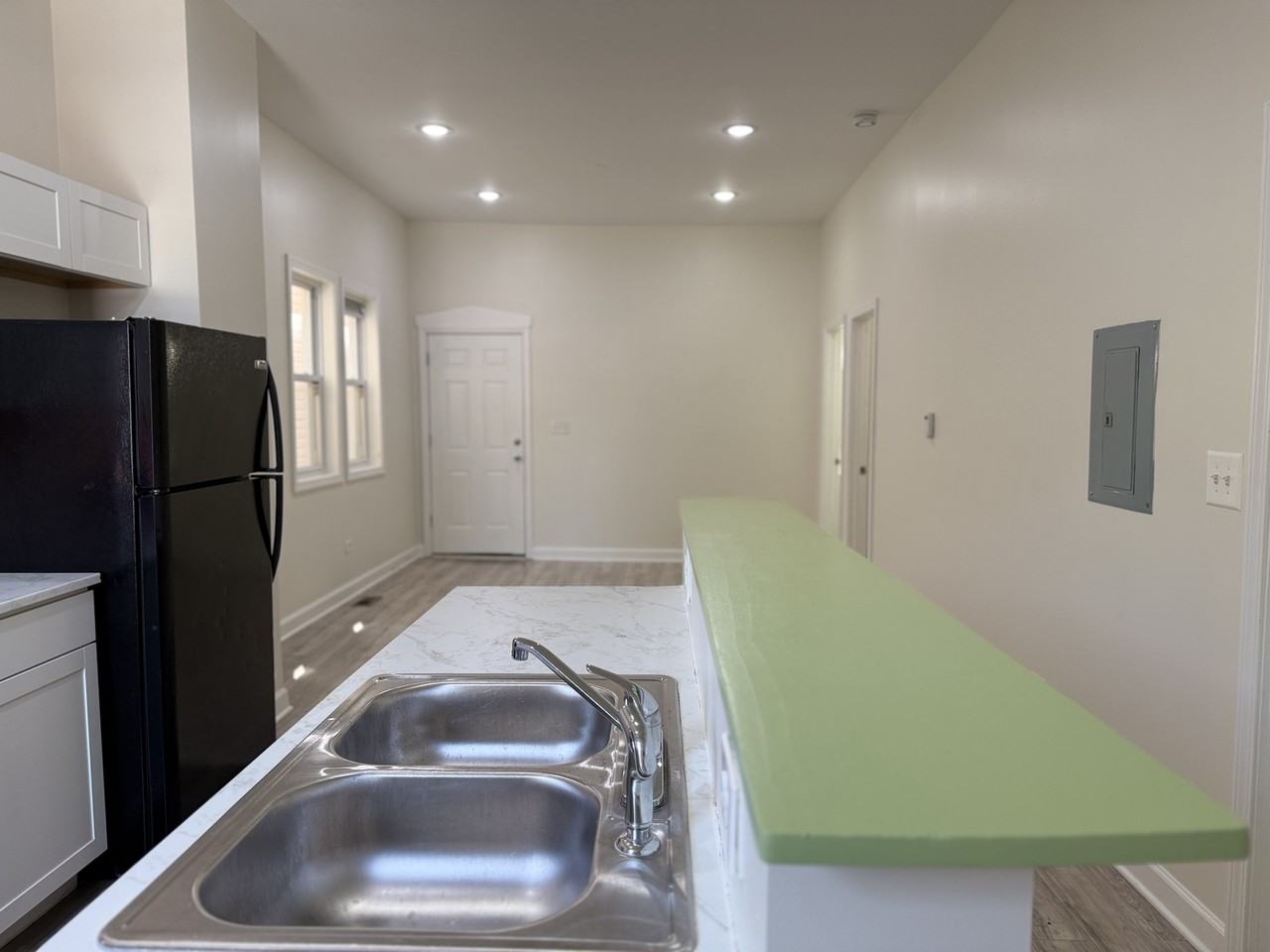 9605 Avenue L - 1R #1R - Photo 2 of 13