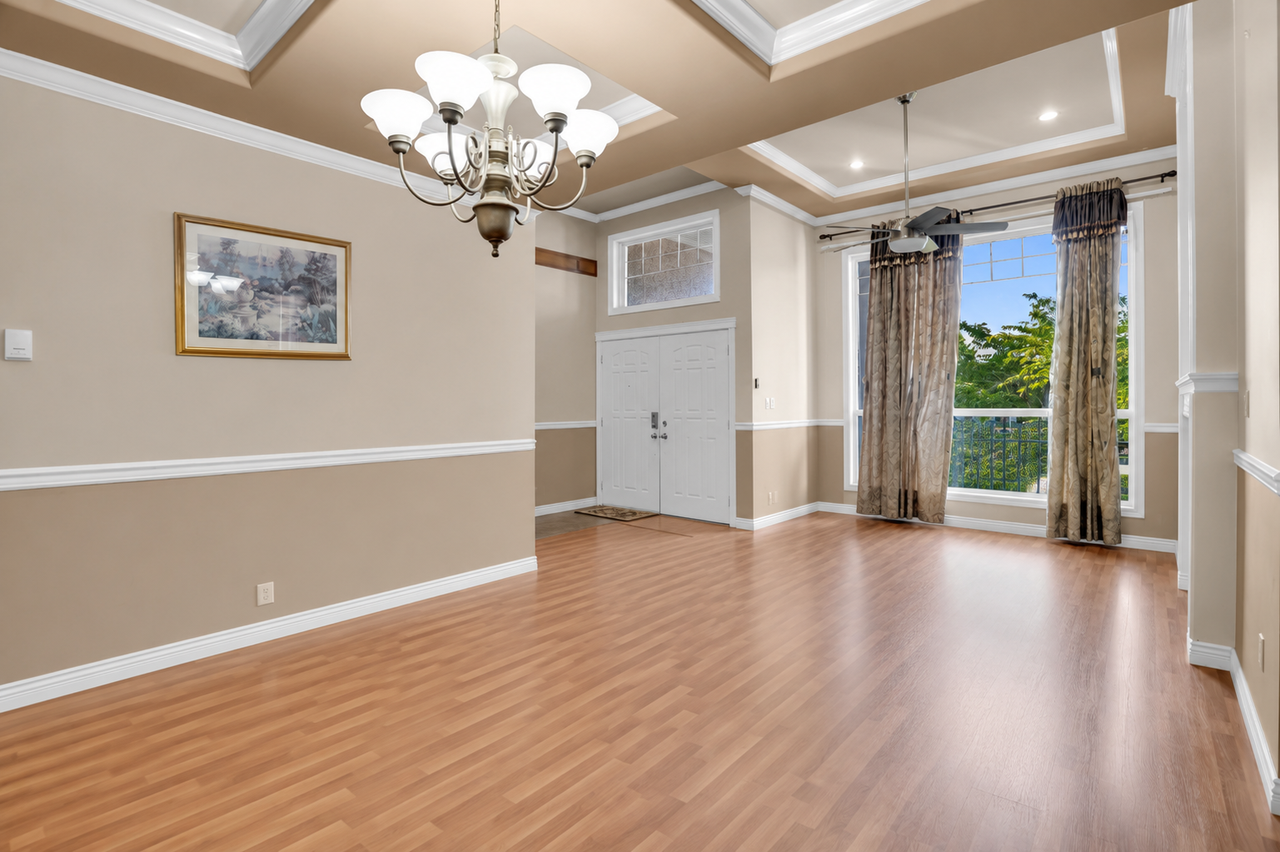 15108 76A Avenue - Photo 5 of 30