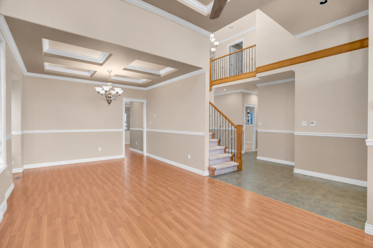 15108 76A Avenue - Photo 6 of 30