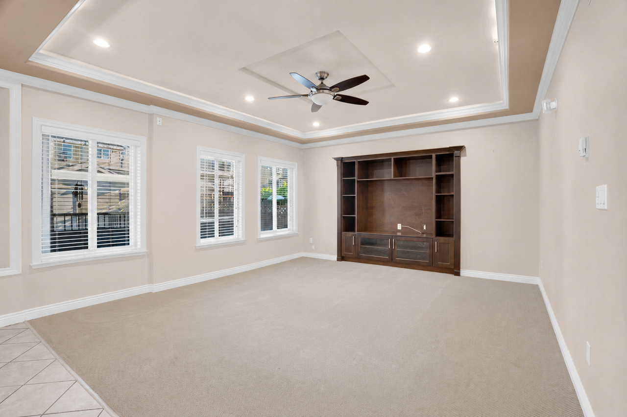 15108 76A Avenue - Photo 7 of 30
