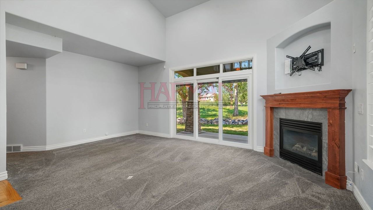 1944 W Golden Pond Way #1 - Photo 6 of 31