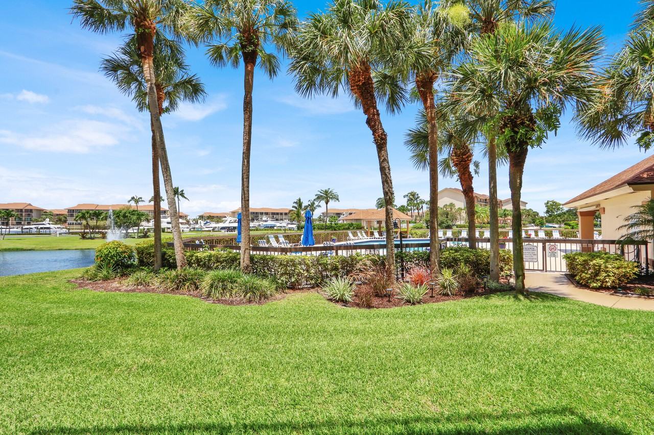 701 Seafarer Circle #105 - Photo 6 of 11