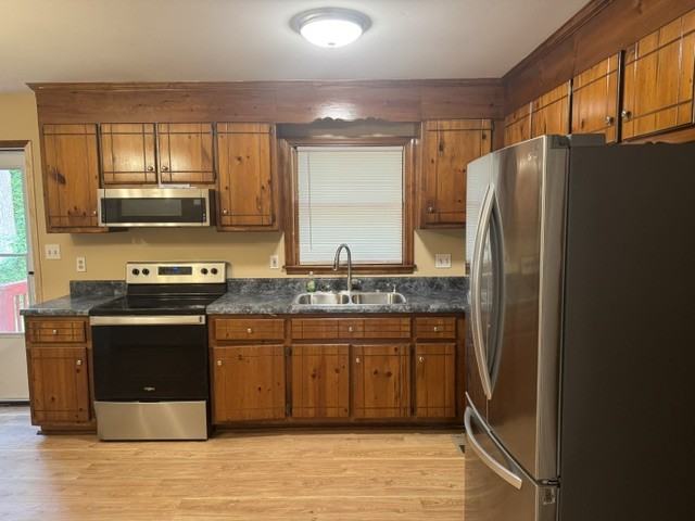 25203 Walkers Landing Ct #1 - Photo 4 of 22