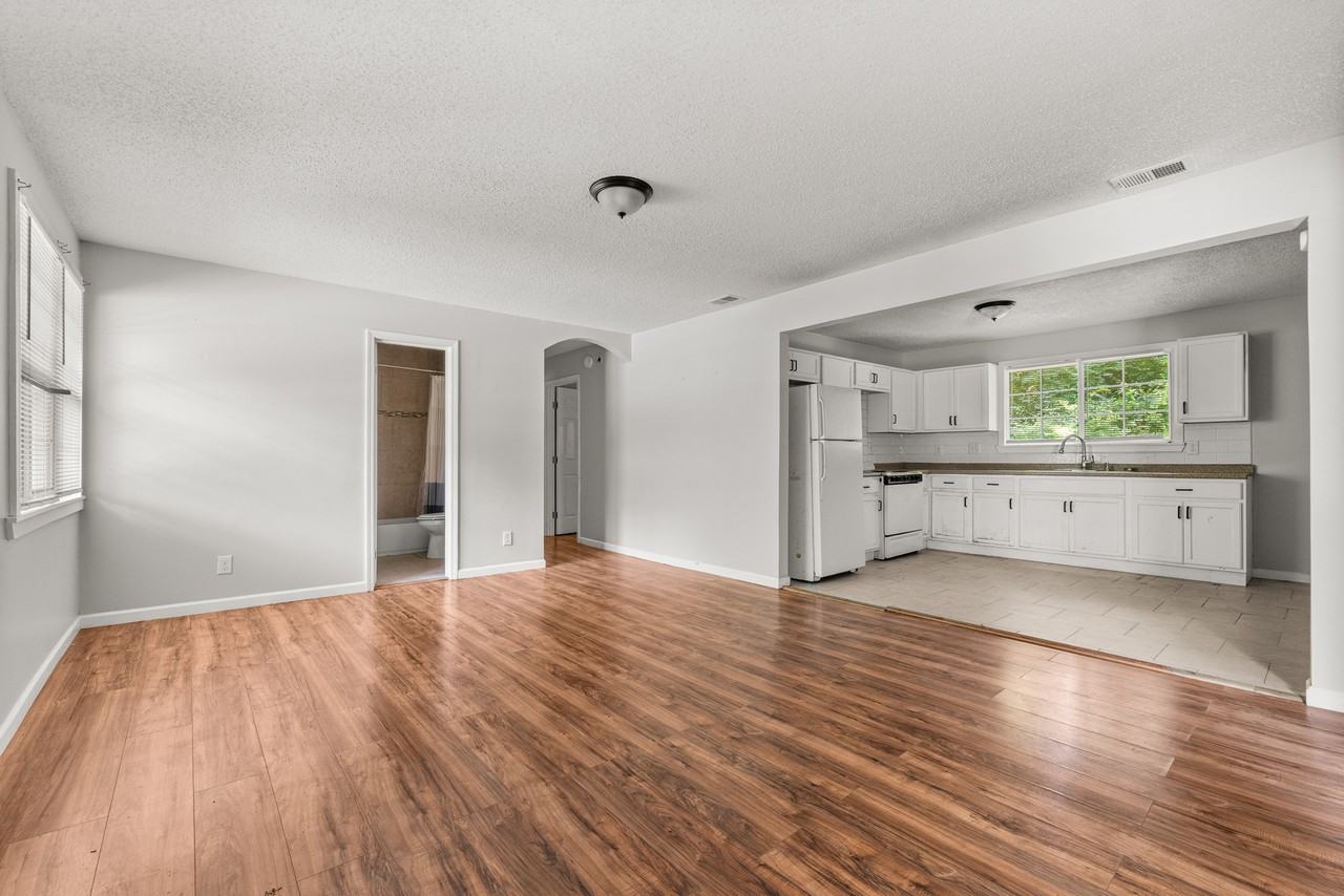 3419 Mountain Terrace St #1 - Photo 2 of 19
