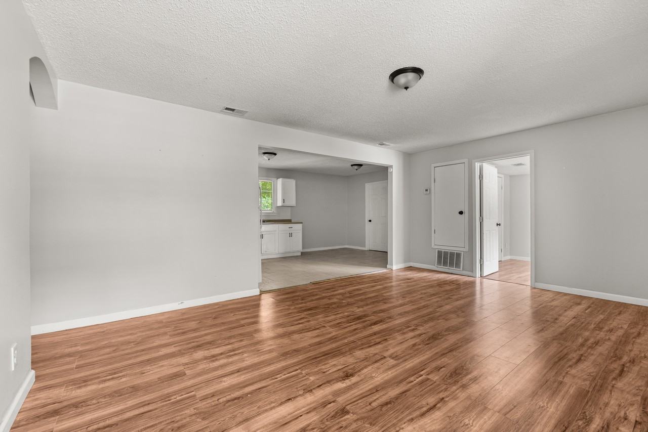 3419 Mountain Terrace St #1 - Photo 3 of 19