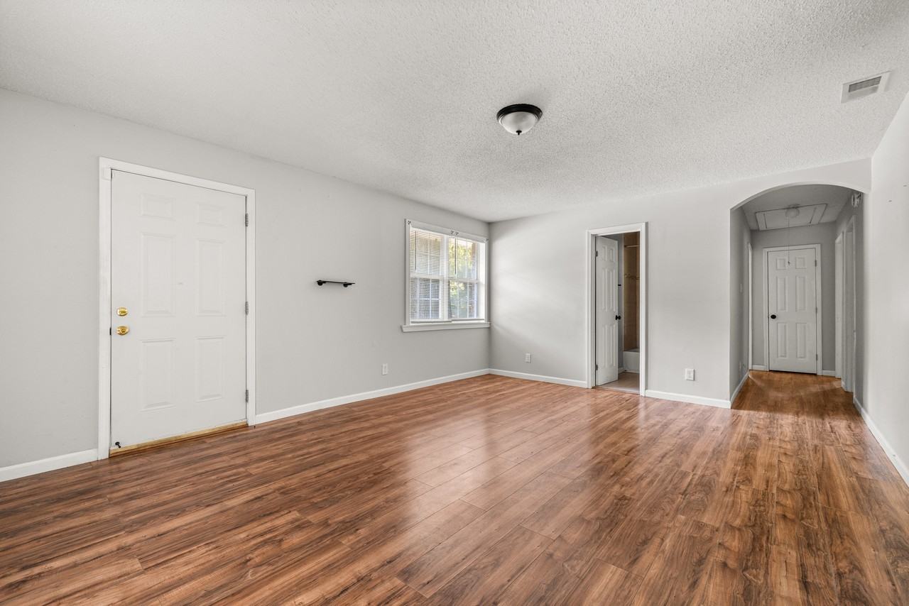 3419 Mountain Terrace St #1 - Photo 5 of 19