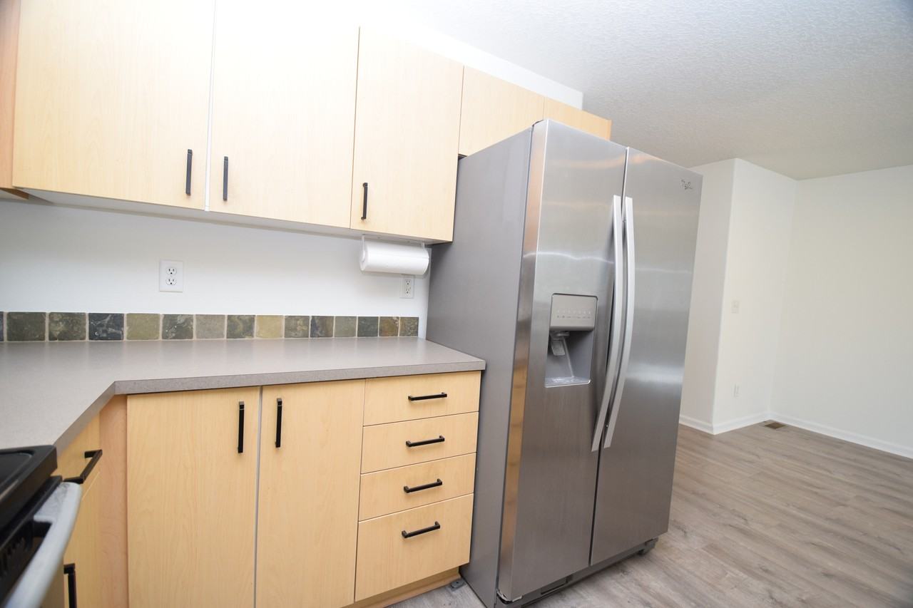 207 Se Harlow Ave #1 - Photo 5 of 38