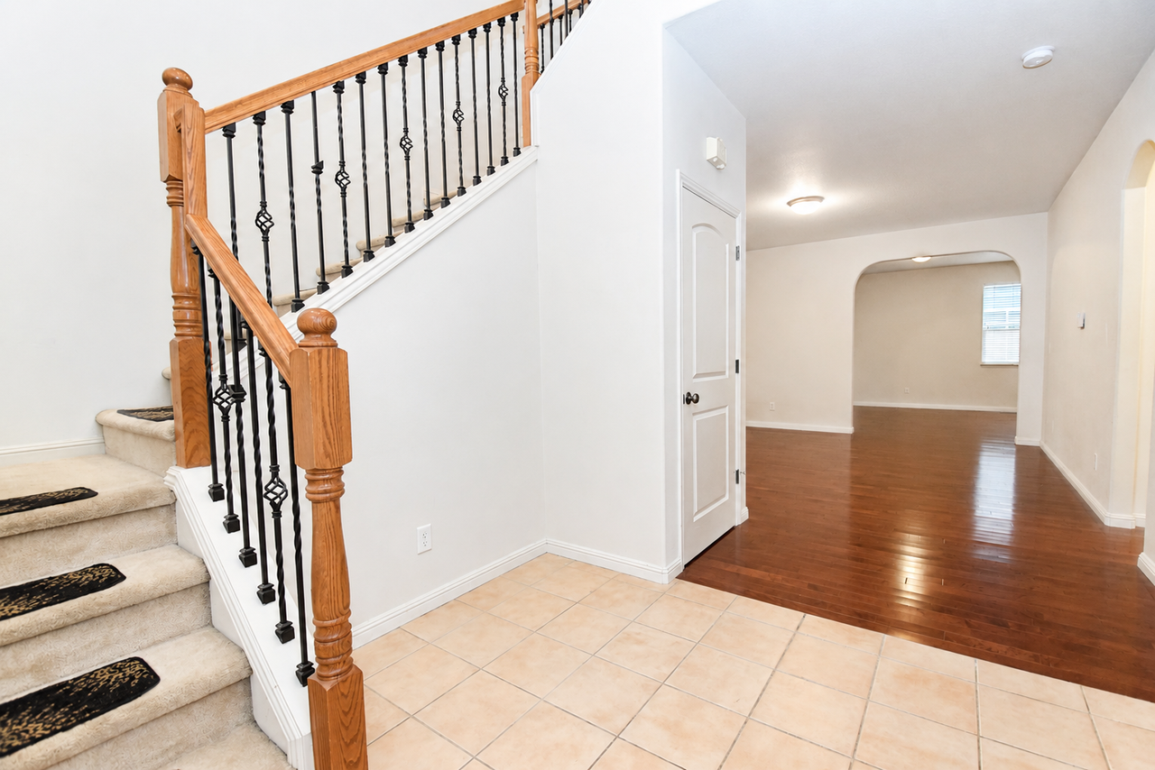 17178 Nw Gables Creek Ln #1 - Photo 2 of 37