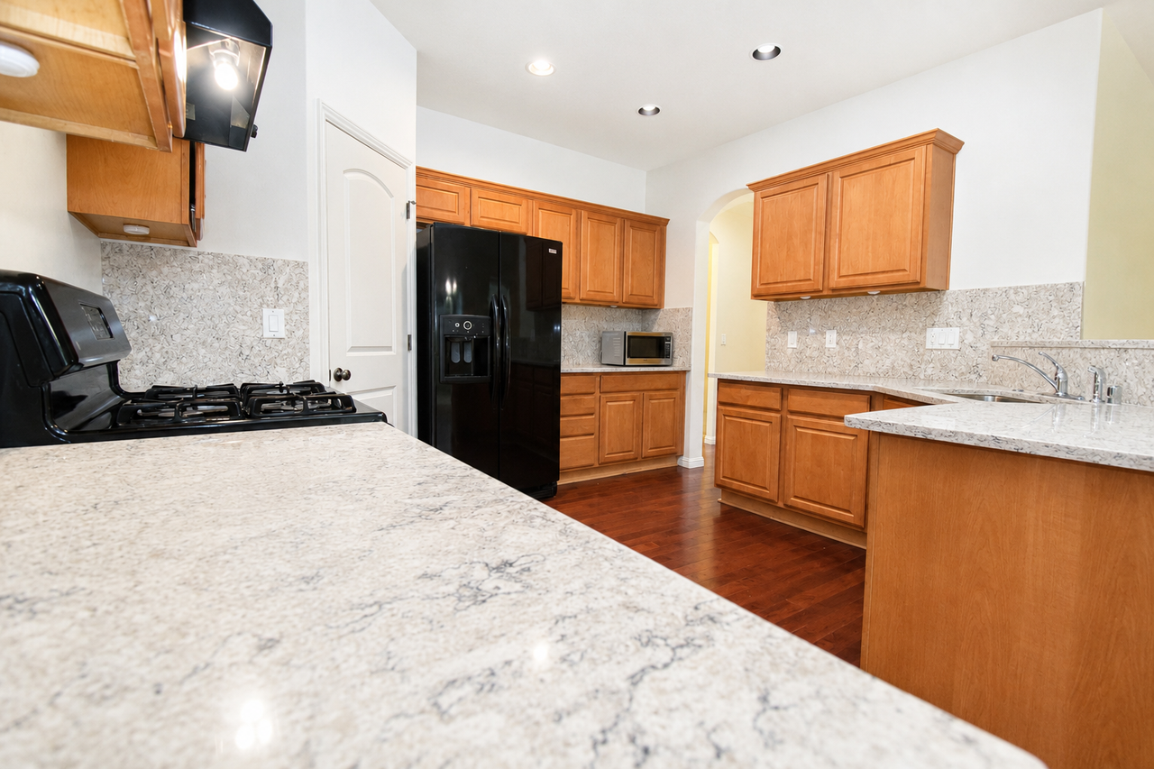 17178 Nw Gables Creek Ln #1 - Photo 7 of 37