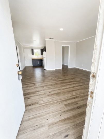 115 DR 984 - A27 #A27 - Photo 2 of 3