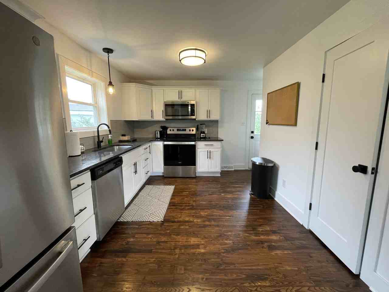 5912 Dublin St #1 - Photo 3 of 20