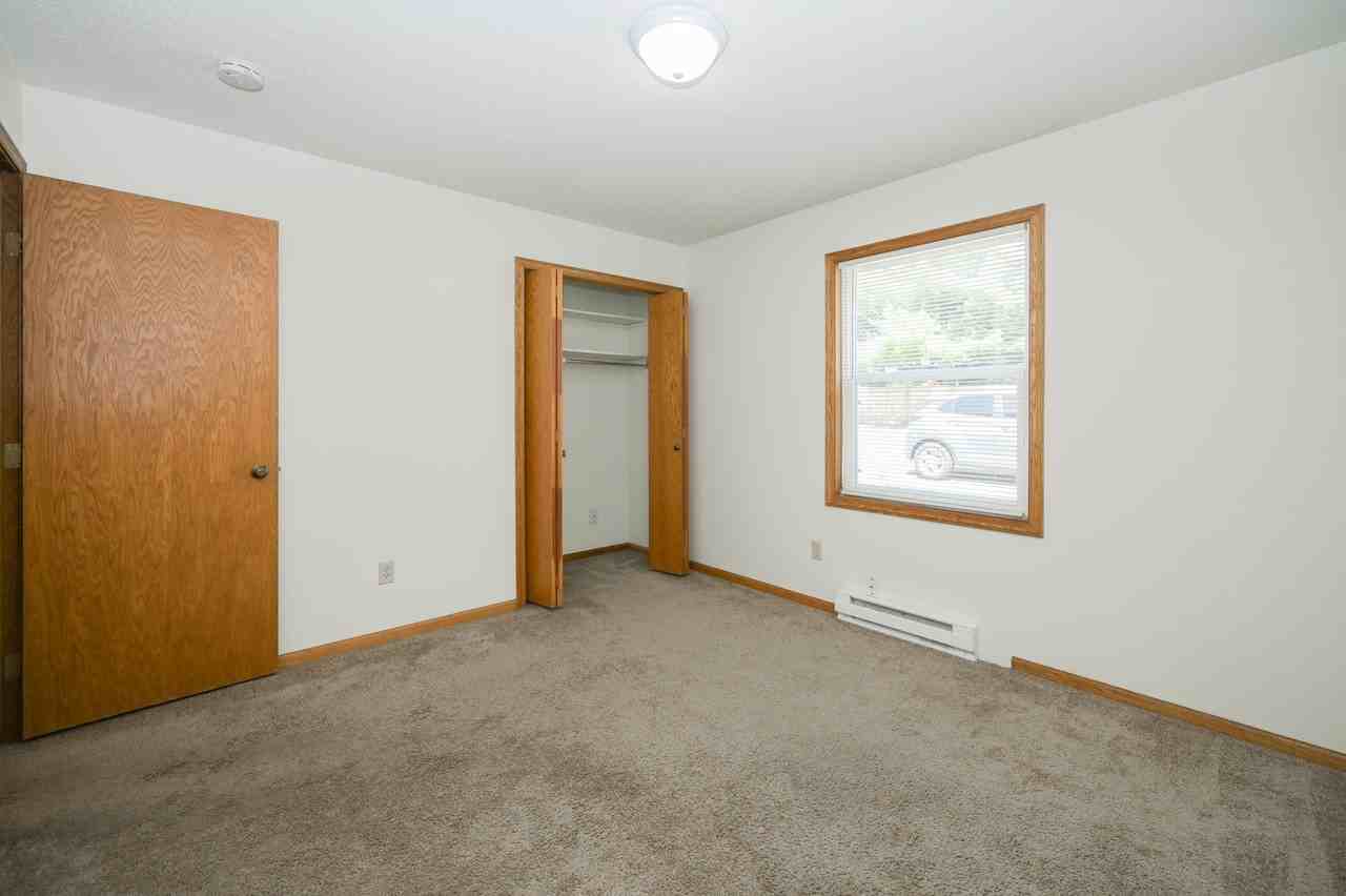 2826 Northern Valley Dr Ne #2826-2 - Photo 7 of 8