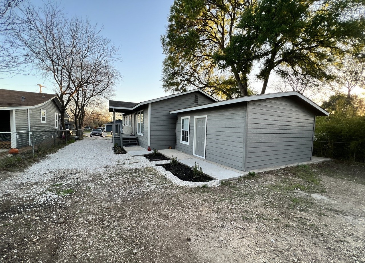 115 Plainview Dr #1 - Photo 2 of 27