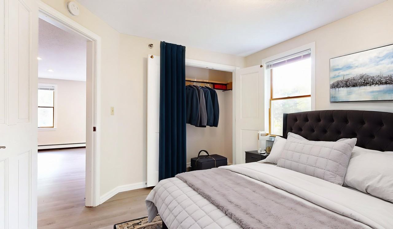 1 Ledgeview LaneApt #6 - Photo 3 of 27