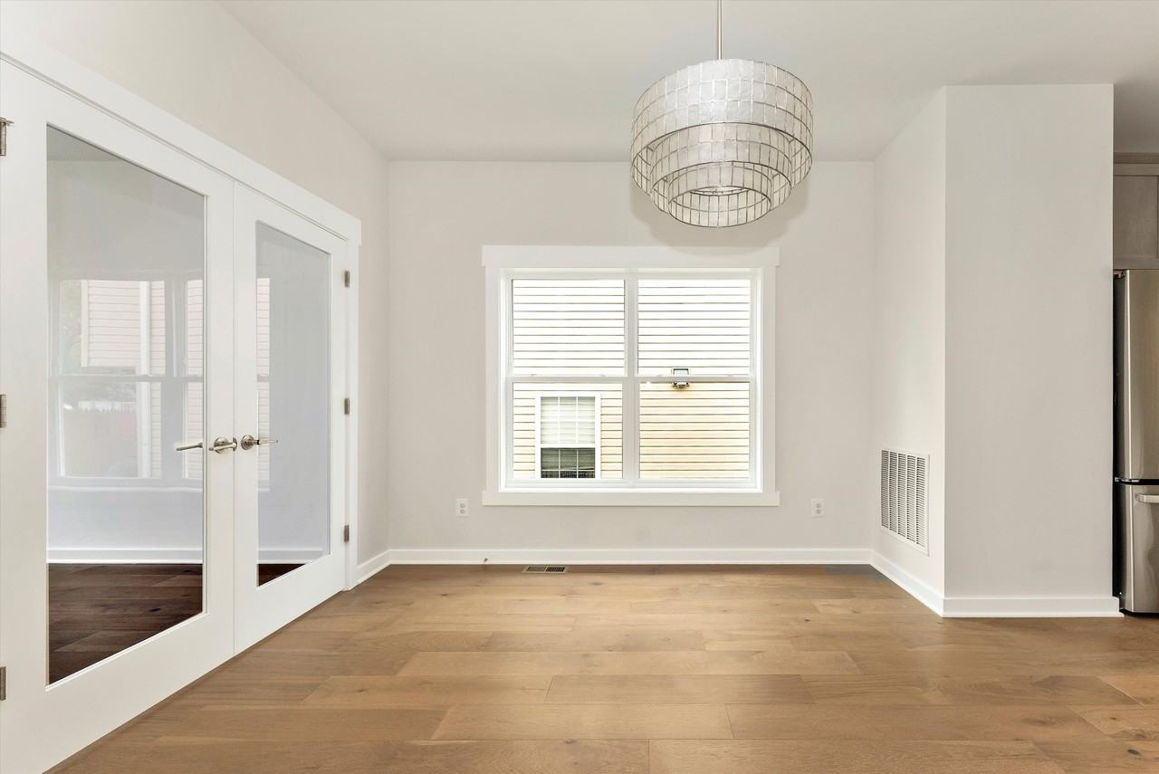 328 Madison St Apt A #1 - Photo 4 of 27