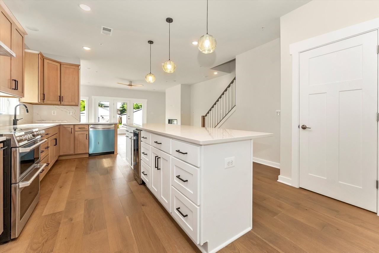 328 Madison St Apt A #1 - Photo 7 of 27